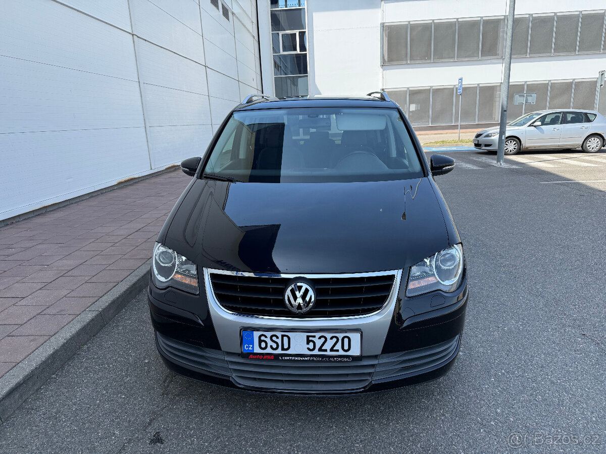 Volkswagen VW Touran 1.4 TSI 103kW 2010 148tkm 7míst