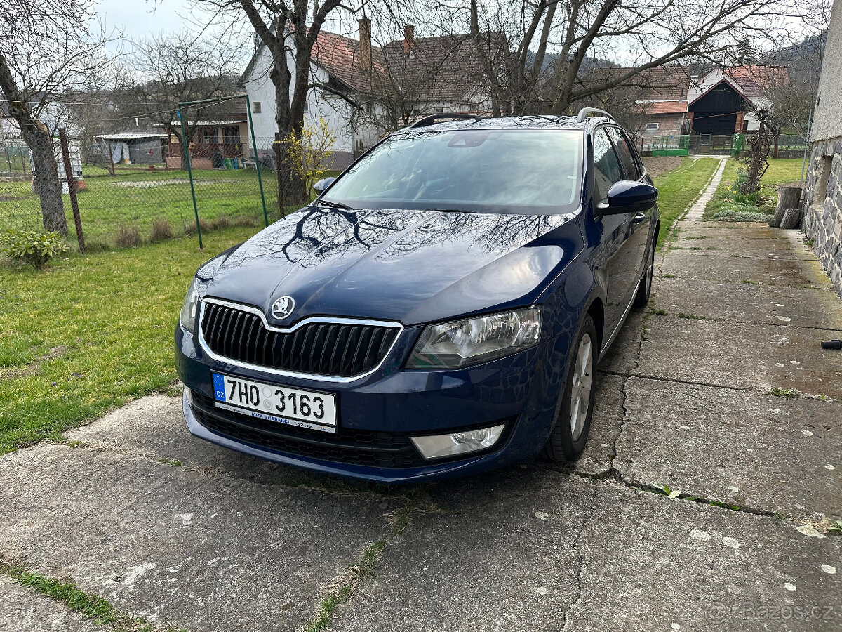 Škoda Octavia 1.6tdi DSG bohatá výbava