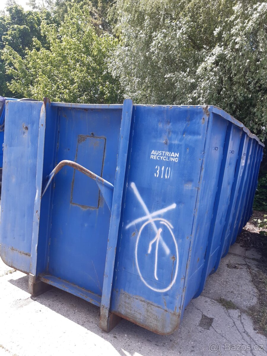 Kontejnery hákové 8 ks - Brno