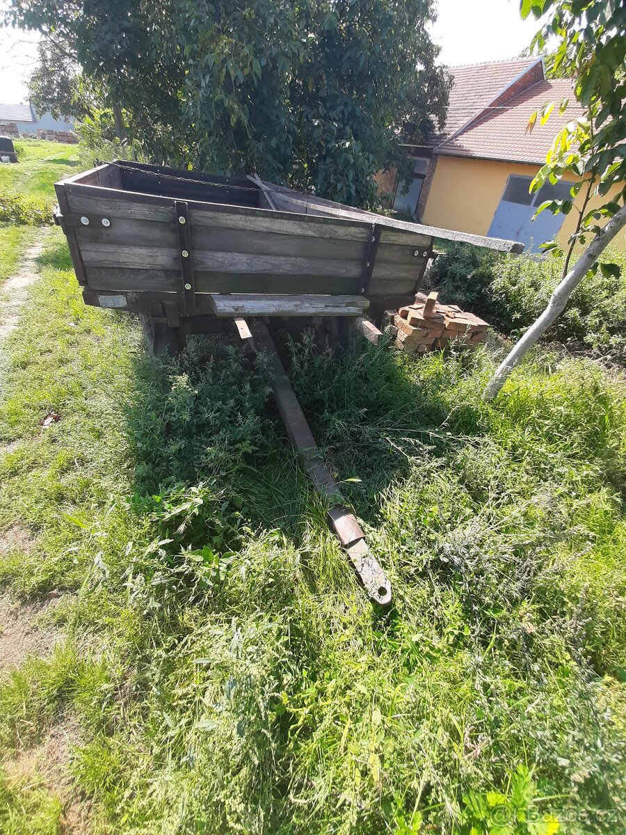 Prodám vlečku za traktor zn. Vihorlat PV2,5