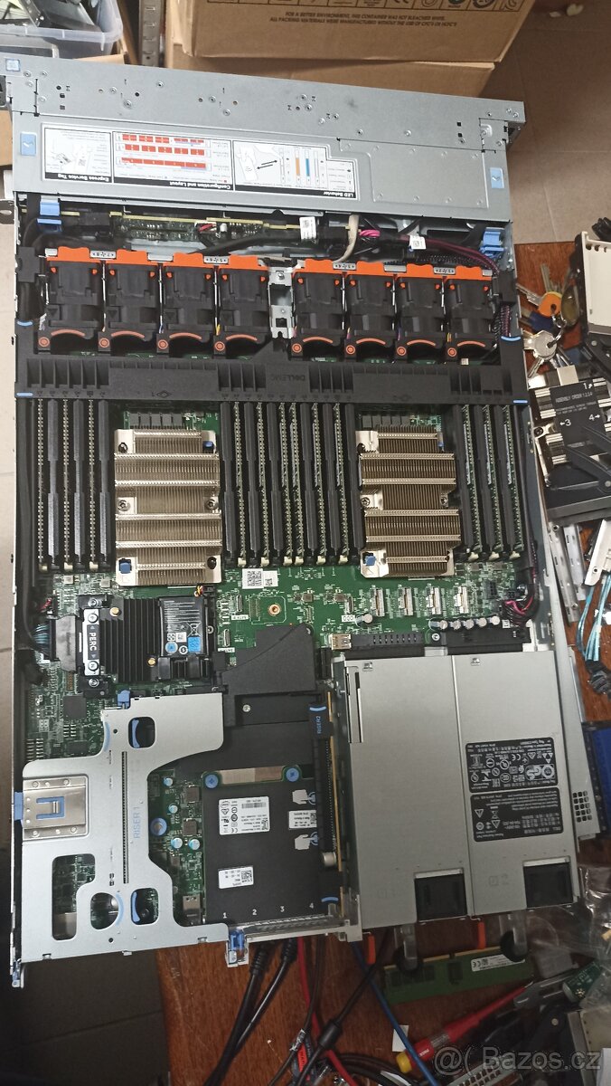 1U Dell PowerEdge R640 8SFF, 2x Xeon Gold 6138, 192GB RAM