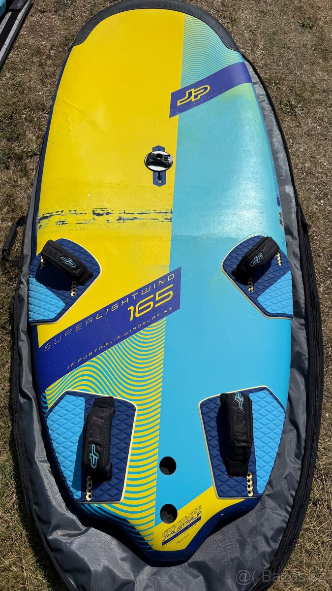 Plovák na windsurfing JP Super Lightwind LXT165