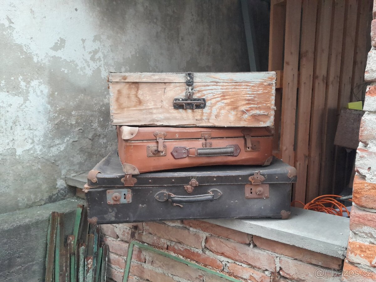 staré kufry