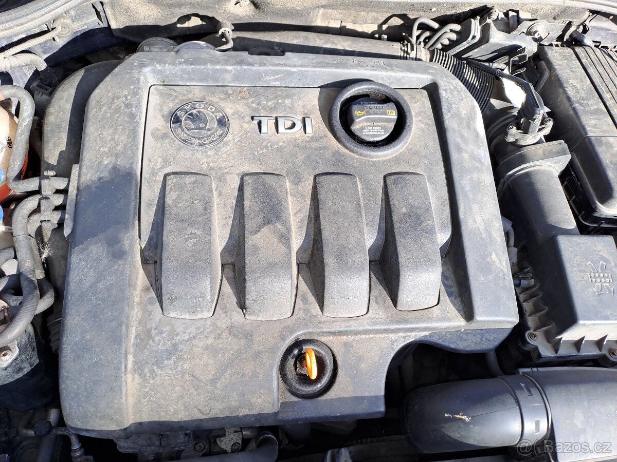 Motor 1.9 pd 77KW KOD bxe BXE 5KVALT PŘEVODOVKA jcr JCR