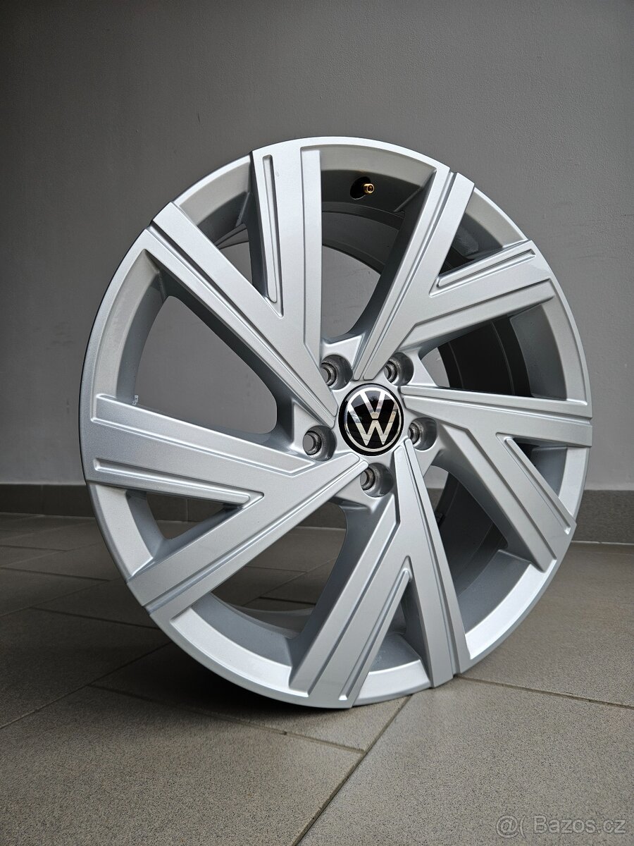 Orig. VW Bergamo 5x112 18" - Zánovní
