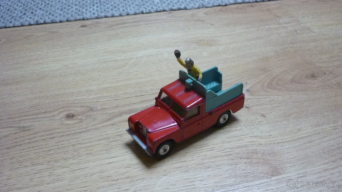 CORGI TOYS CIRKUS VELMI PĚKNÝ