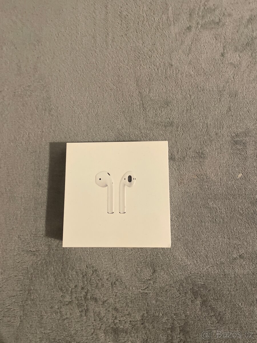 apple airpods 1 . generace