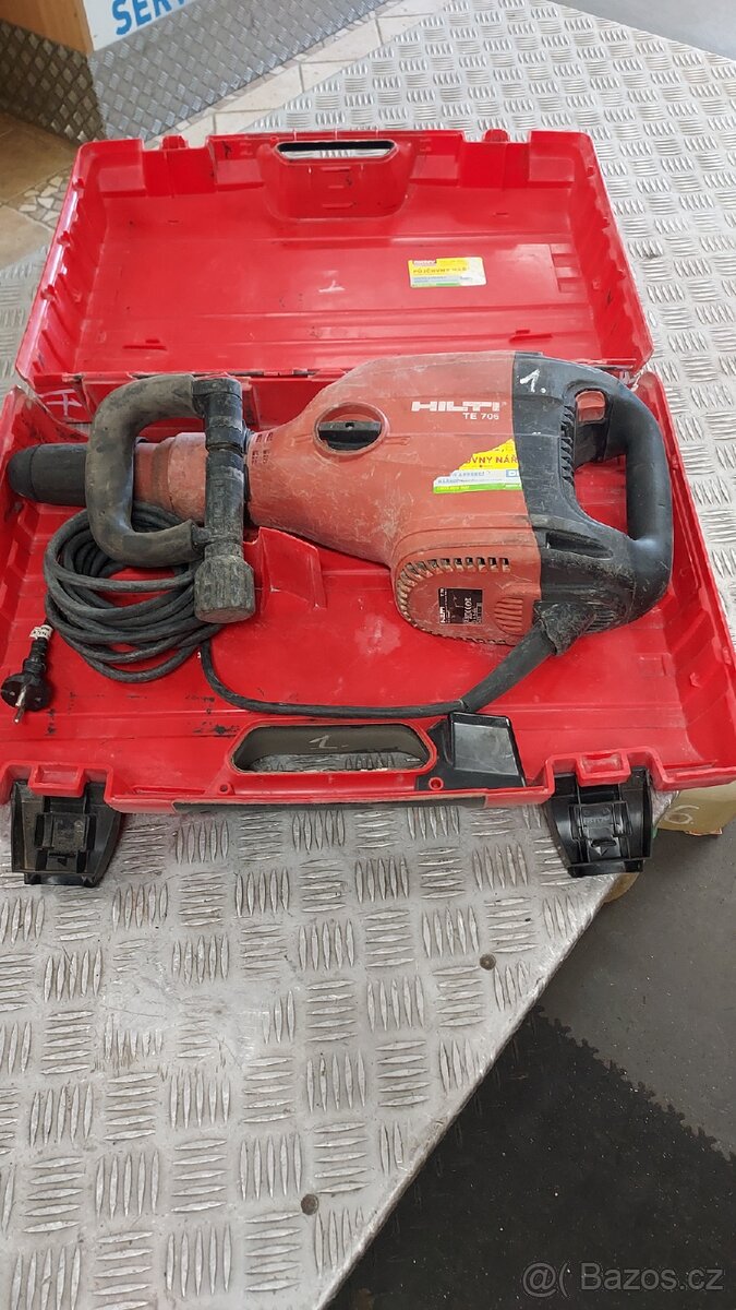 Kladivo bourací HILTI TE 706 AVR ( 7,2 kg)