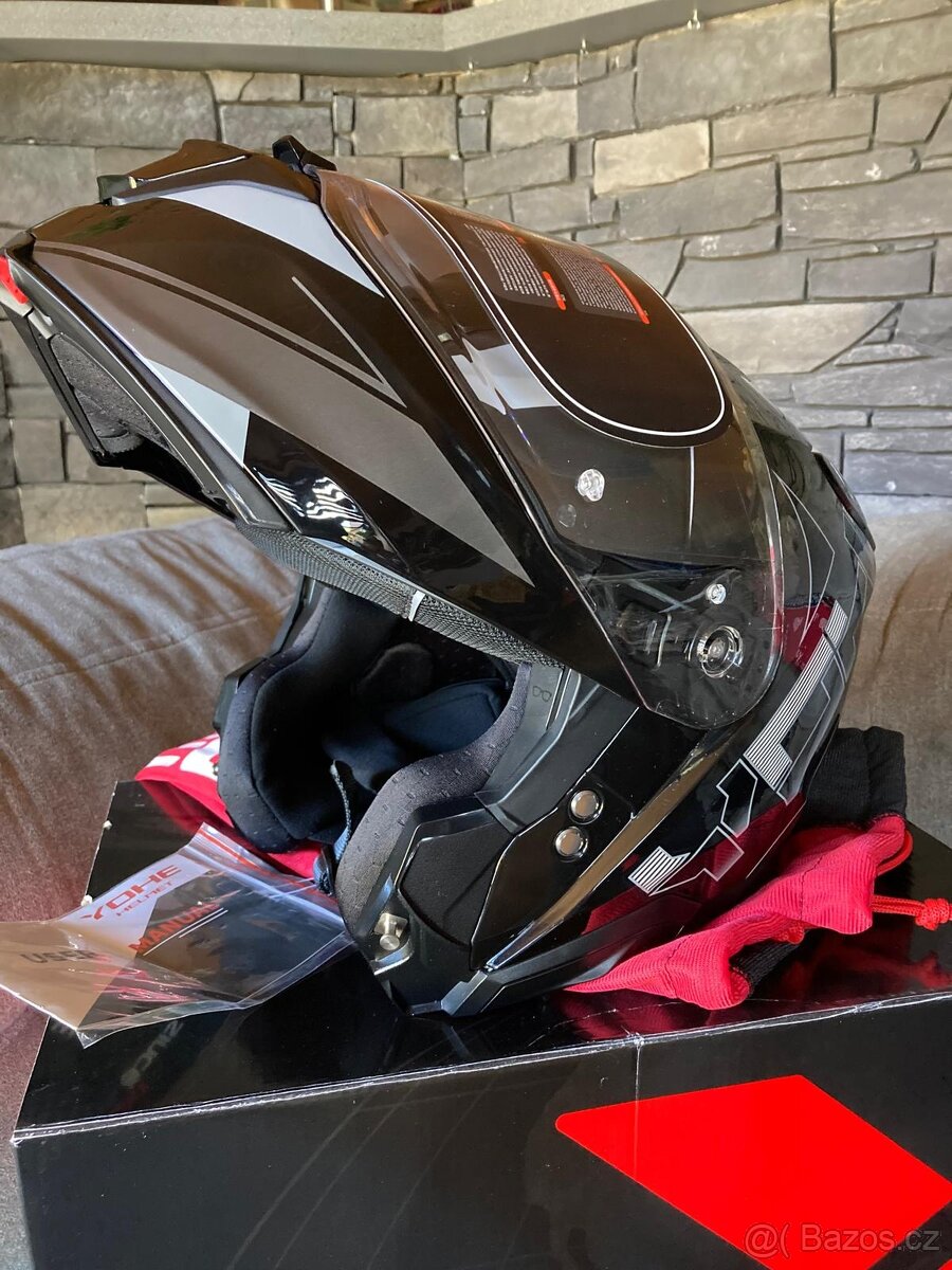 Nová výklopná přilba Yohe Double Visor