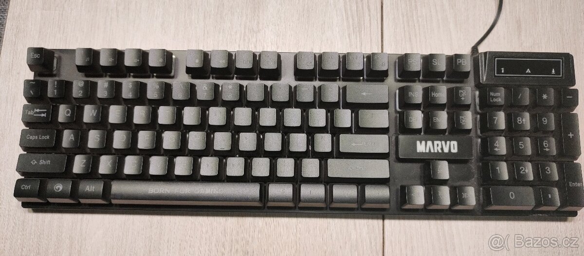 podsvícená klávesnice