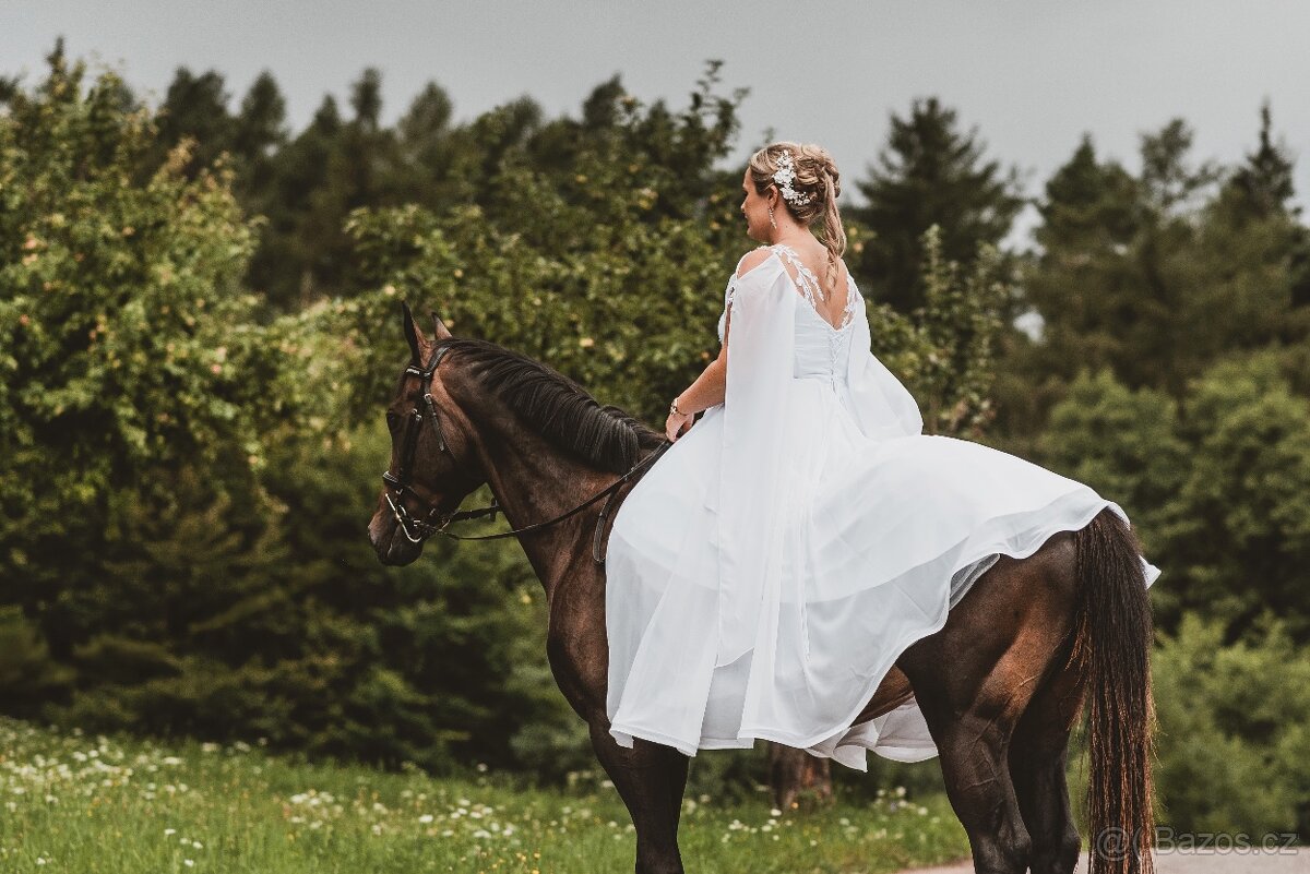 Svatební šaty 👰 vel. 42