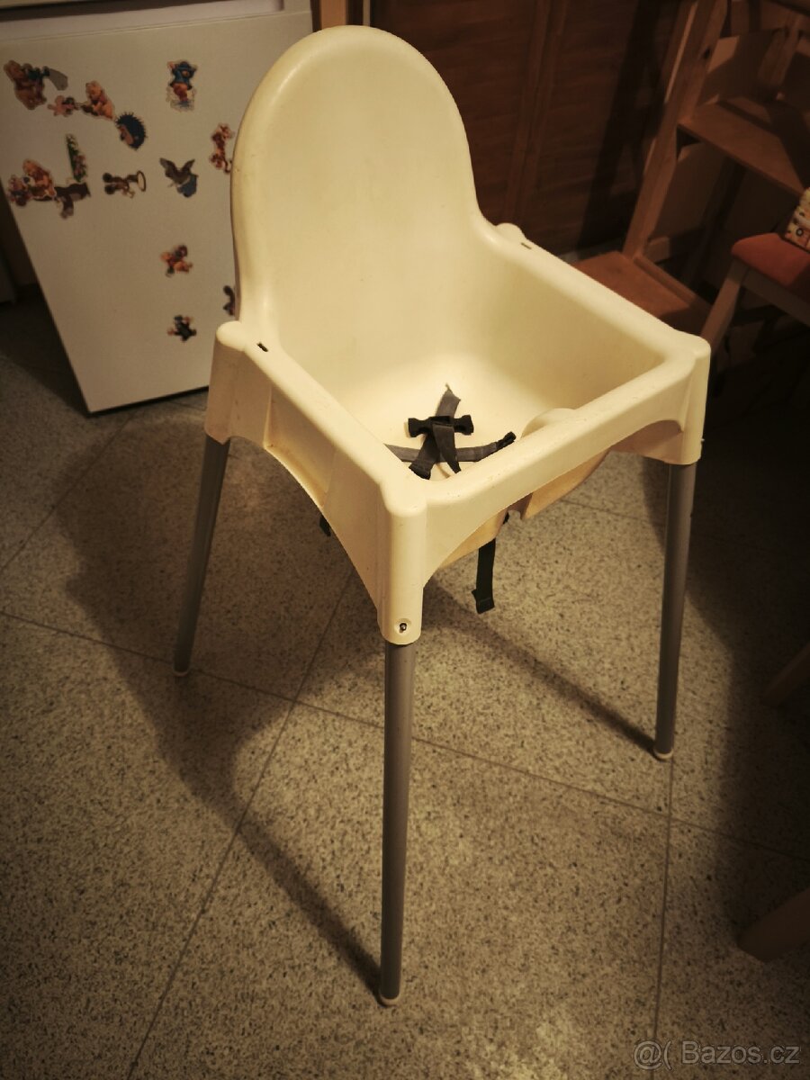 Dětská jídelní židlička