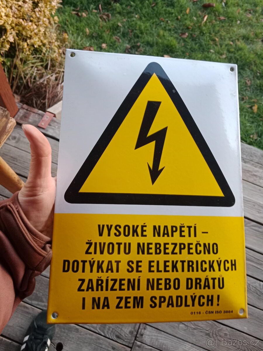 Smaltovaná cedule Pozor elektrika