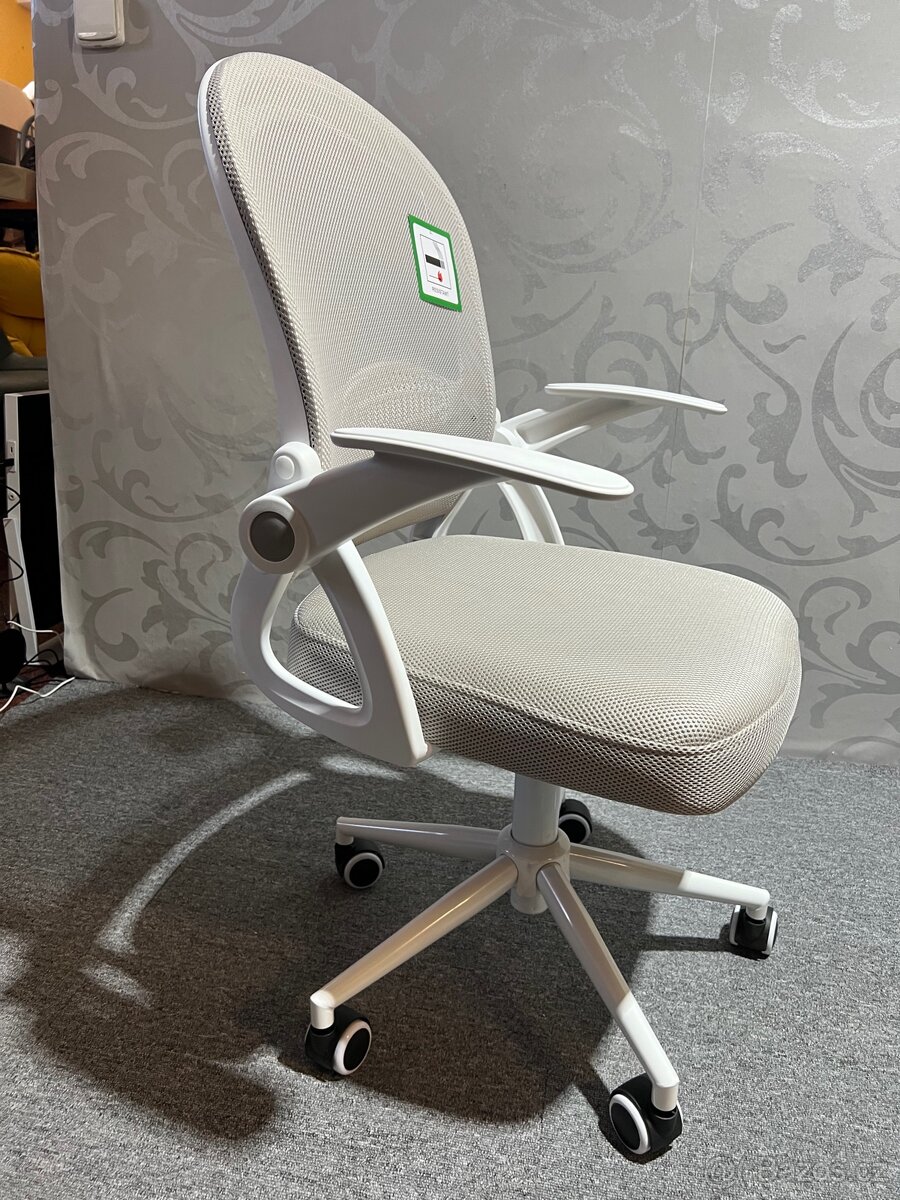 Kolečkové kancelářské křeslo - NOVÉ