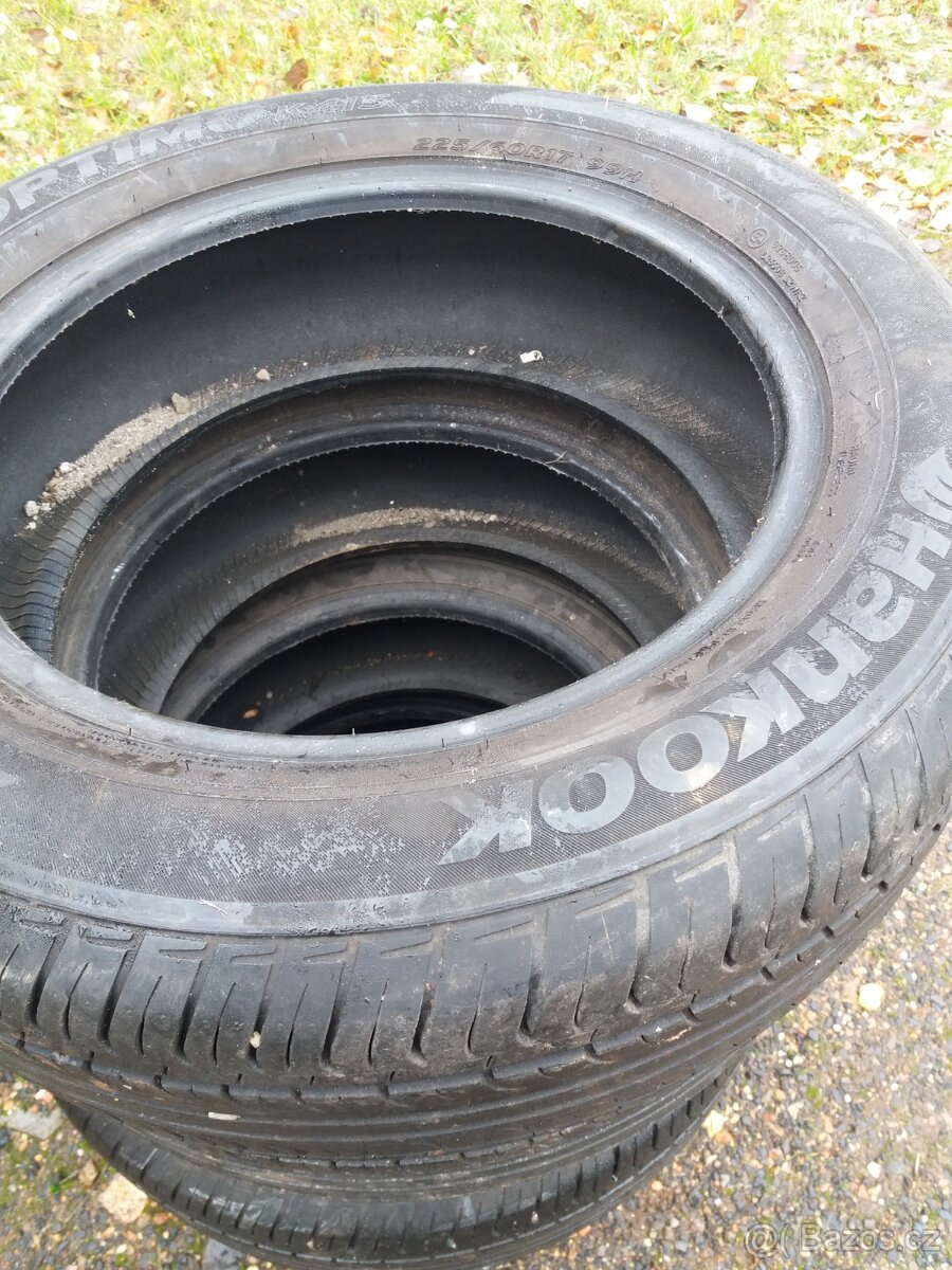 Hankook 225/60 R17