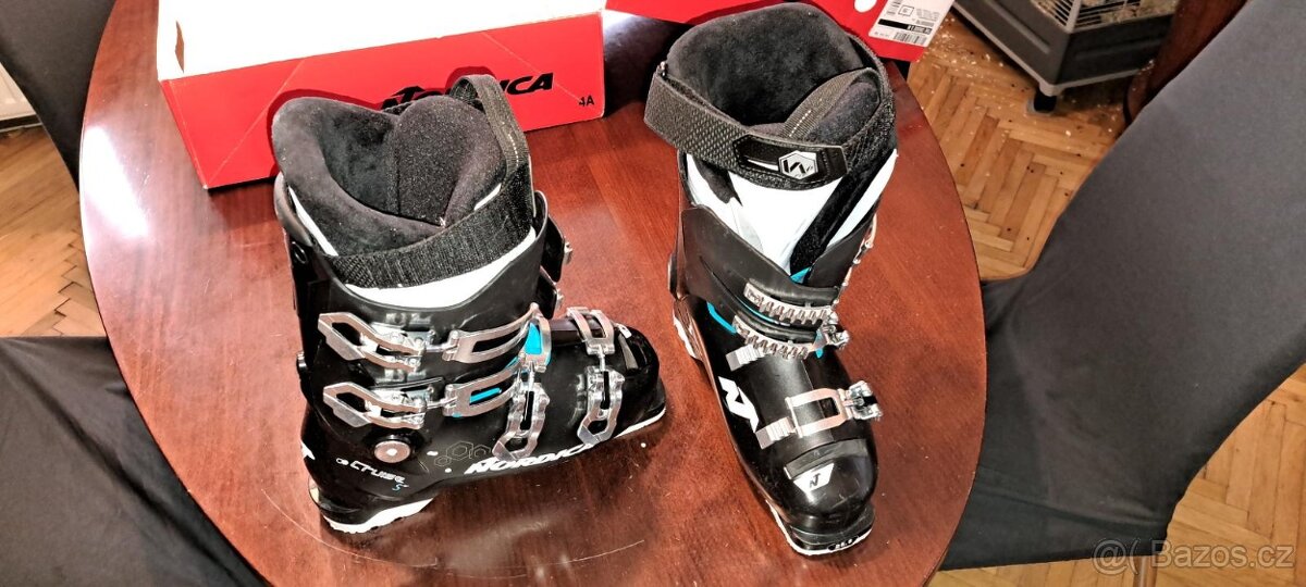 Prodám lyžařské boty Nordica vel. 255 ( EU 40 )