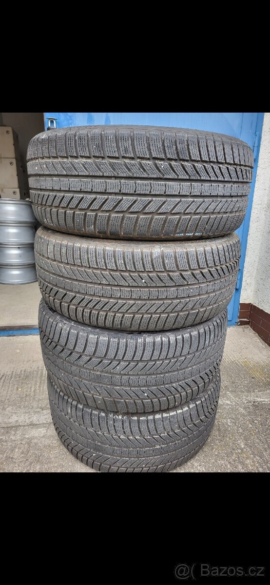 325 40 22"".. 2x/ 285 45 22"..2x Continental Wintercontac