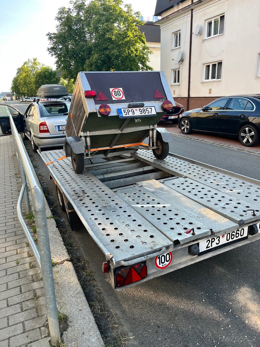 Přívěsný Vozík