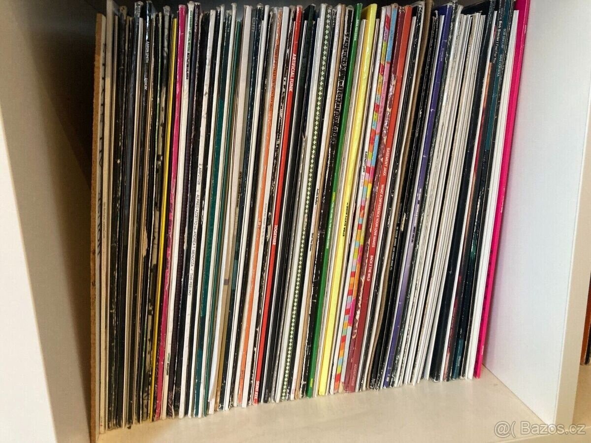 Drum And Bass vinyl desky DNB