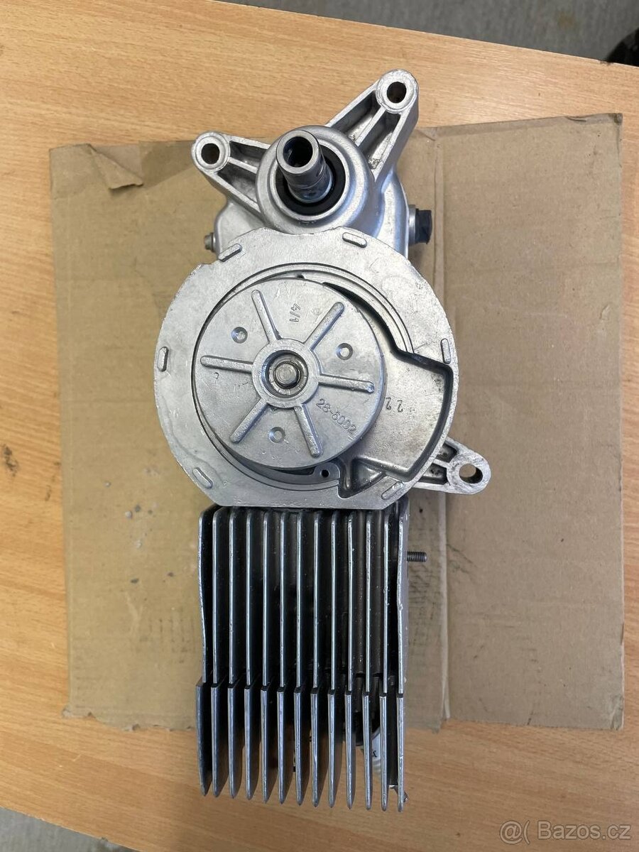 Jawa Babetta 207 motor