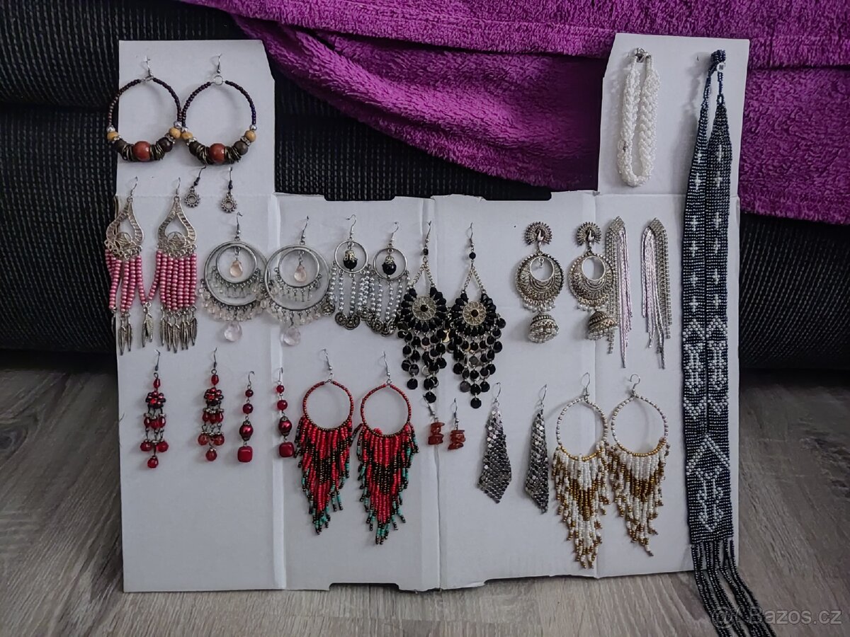 Náušnice a iiné šperky