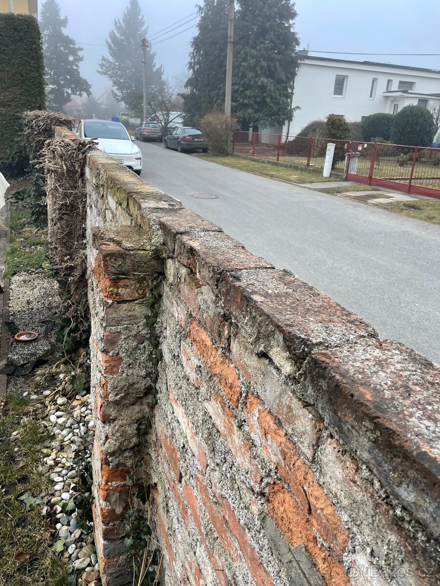 Cihla červená - zdarma