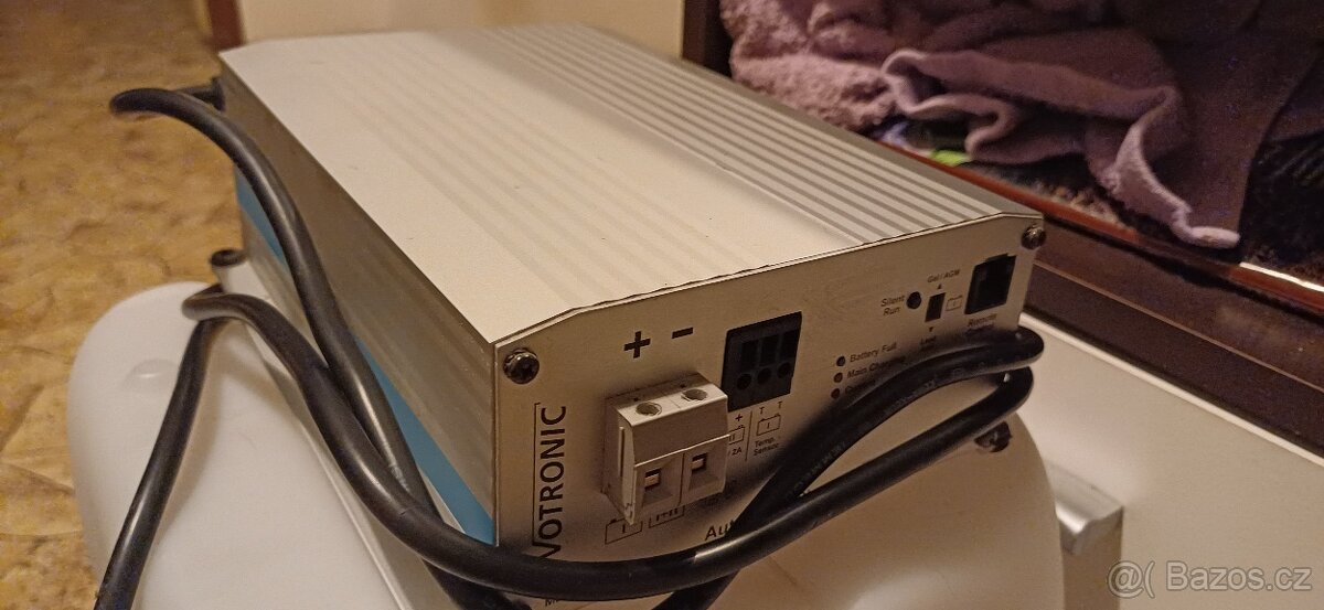 Nabíječka Votronic