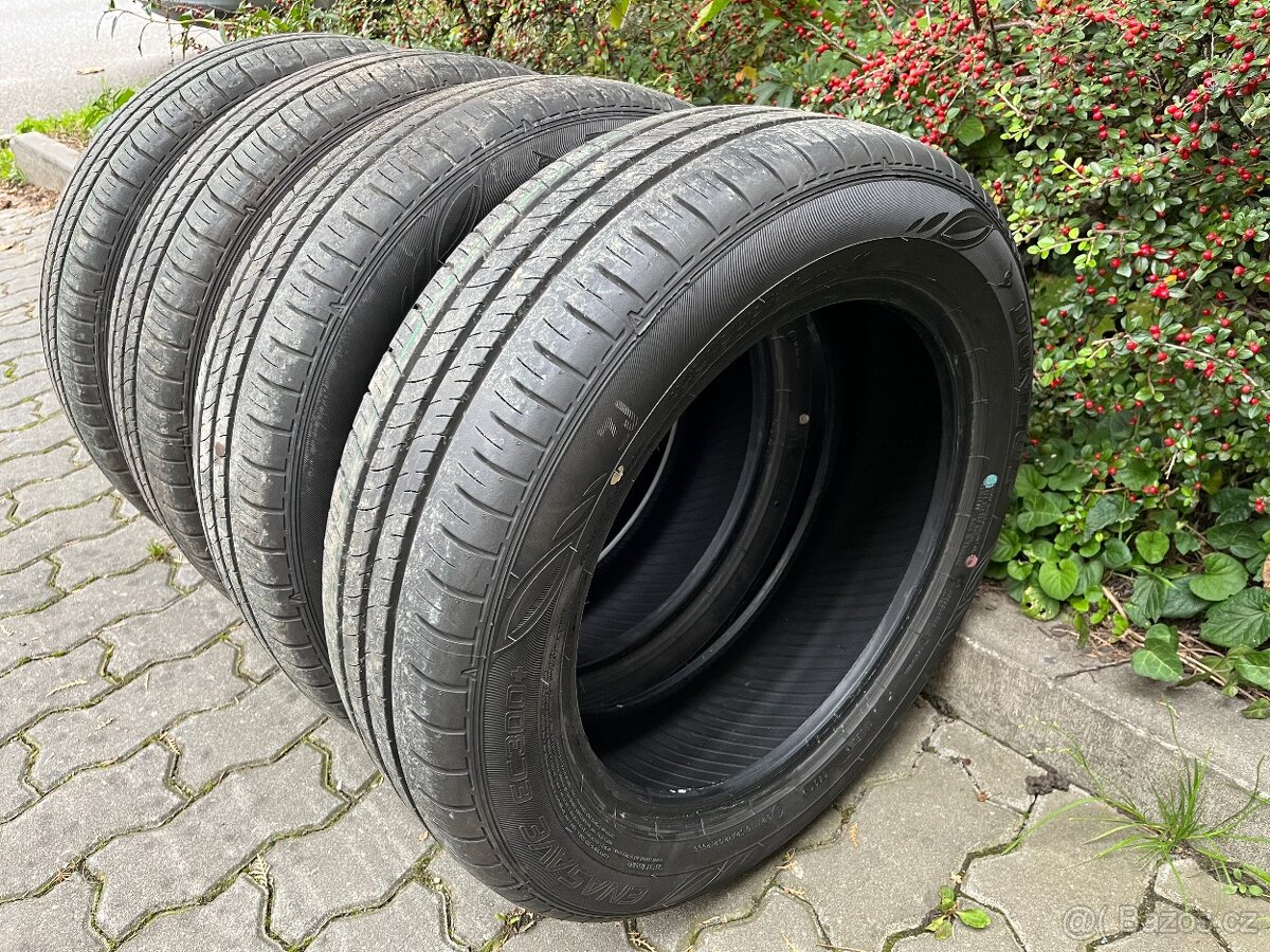 Sada letních pneumatik Dunlop 185/60/16