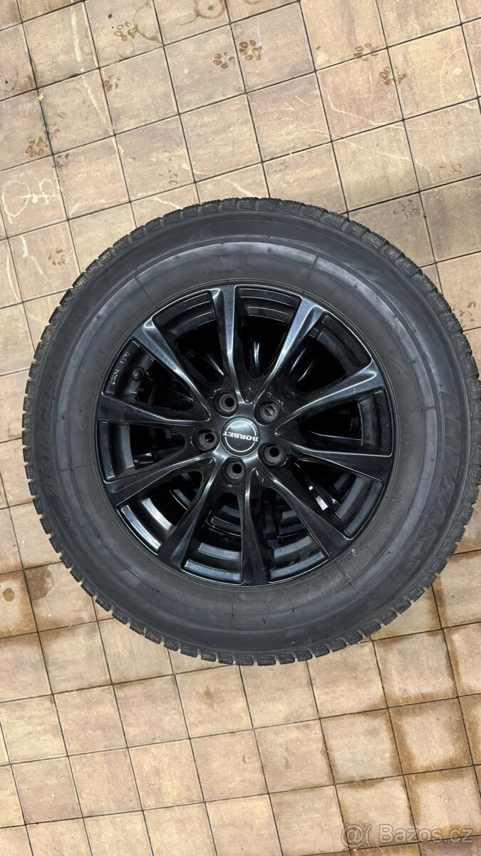 alu disky 7Jx16 ET45 rozteč 5x108 zim Bridgestone 215/70 R16
