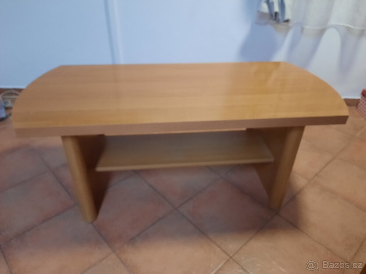 Konferenční stolek