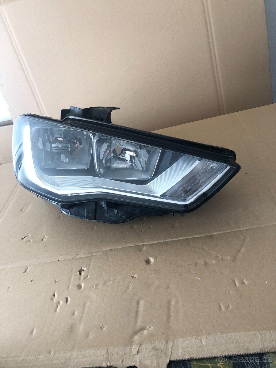 predni svetlo svetla audi a3 pravy 12-16 prave