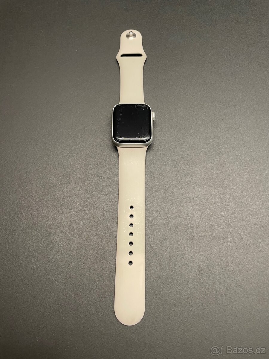Apple Watch serie 5 40mm stribrne