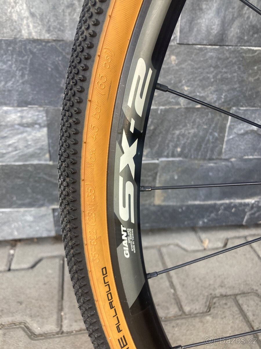 Dámské cyklokrosové kolo - gravel
