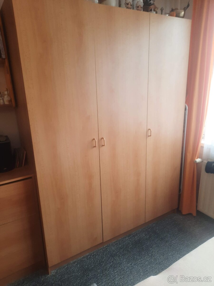 Souprava nábytku do pokoje