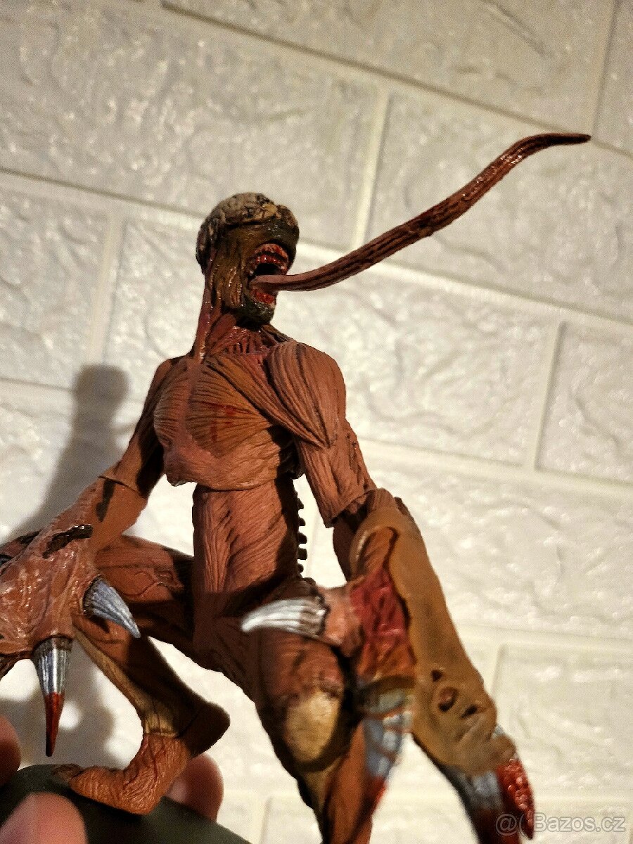 Resident Evil Licker figurka NECA