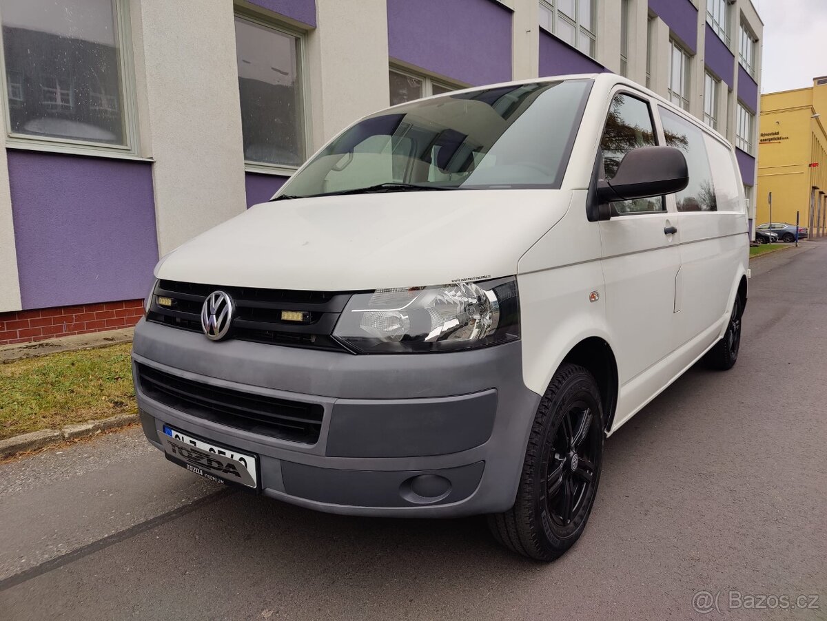 Volkswagen Transporter 2,0 TDI 4x4 long / výpis km /