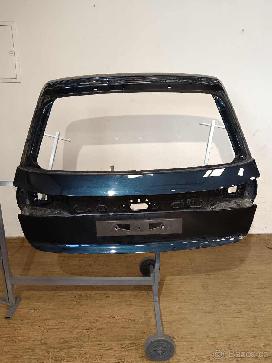 Volkswagen touareg zadní viko