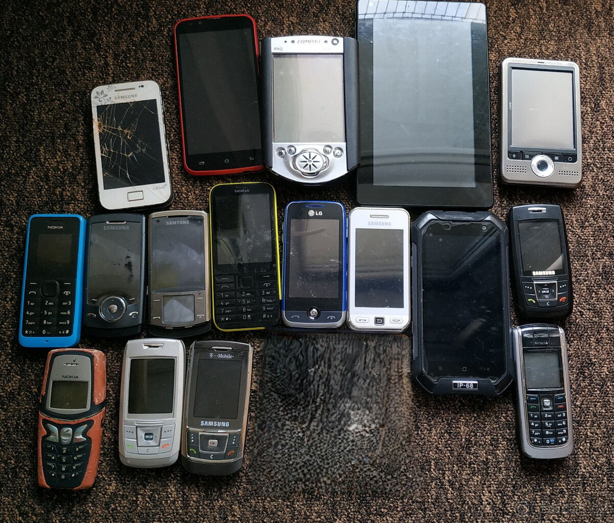 Mobily / Telefony