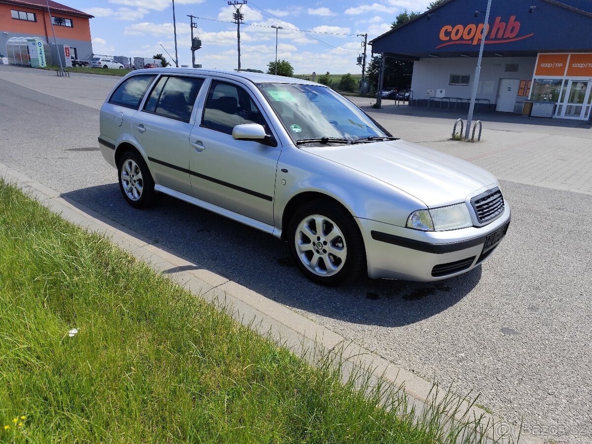 Skoda Octavia 1