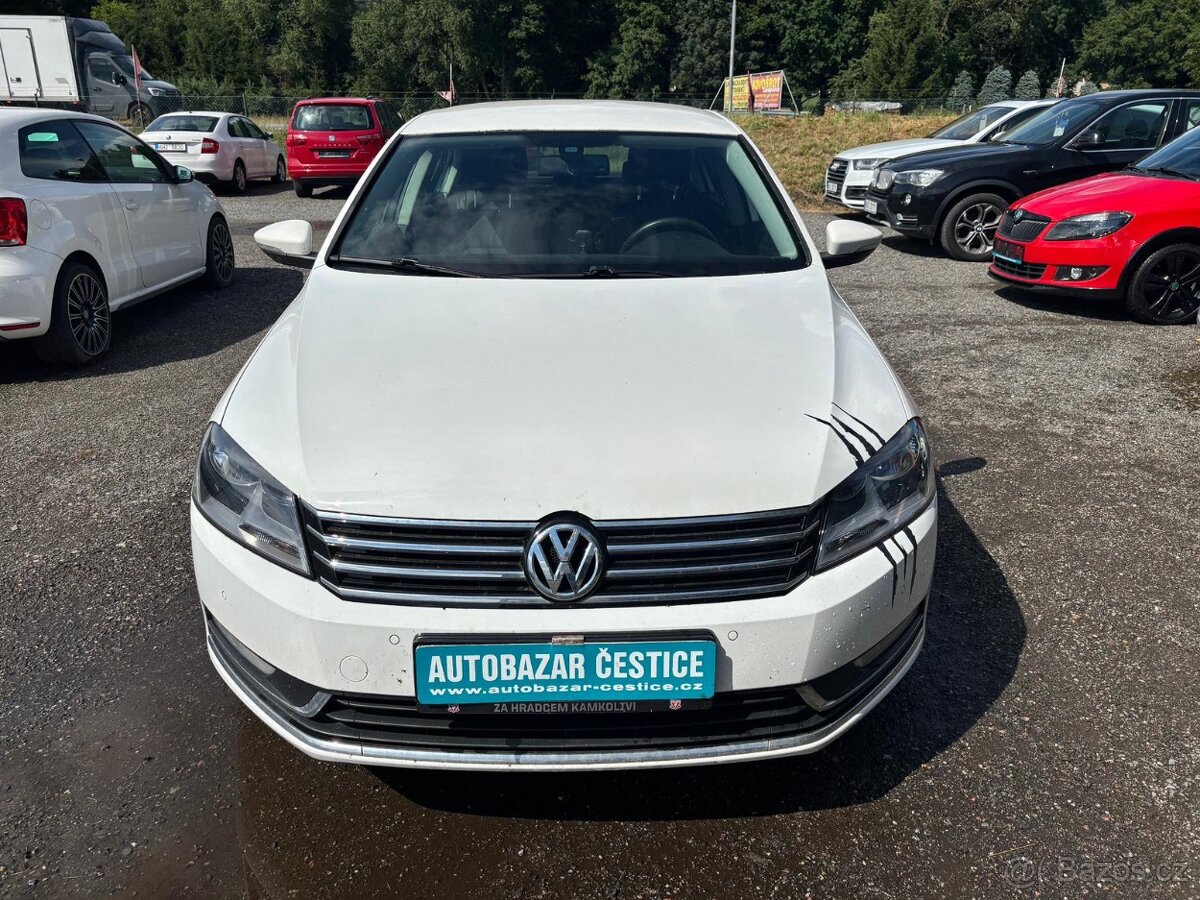 VOLKSWAGEN PASSAT 1.6TDI-77KW -2013-SEDAN