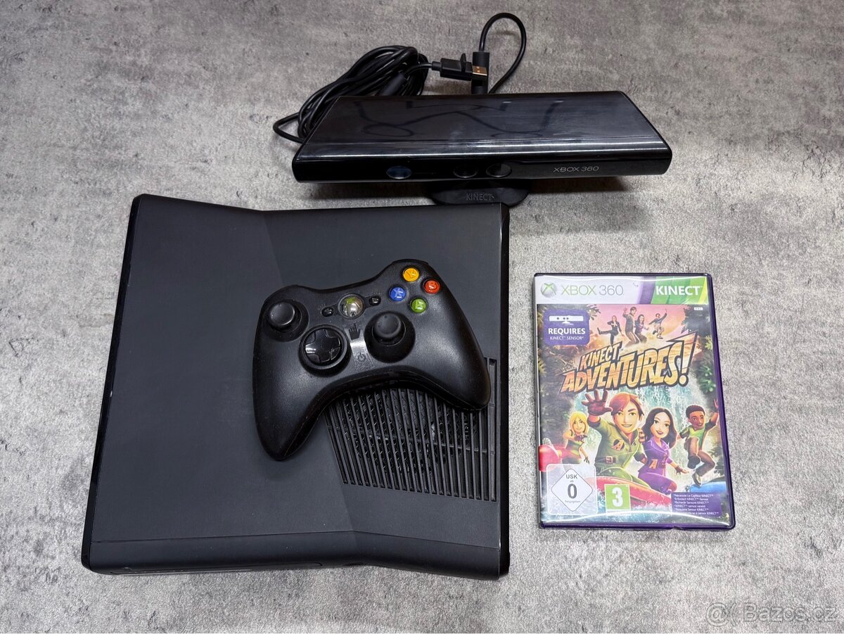 - Xbox360 Microsoft konzole+ Kinect s hrou -