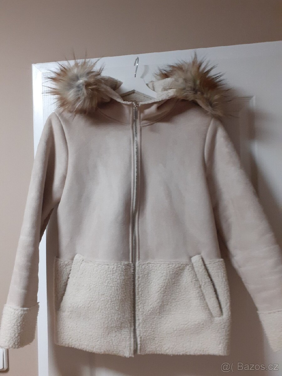 Krátký kabátek vel.42 Primark
