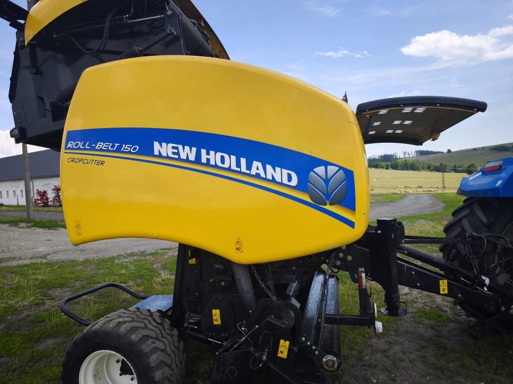 Lis na kulaté balíky New Holland RB150