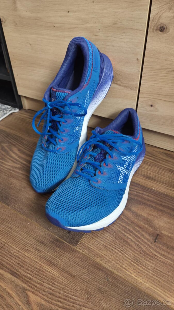 Bezecke boty ASICS 29.5CM (45,5)