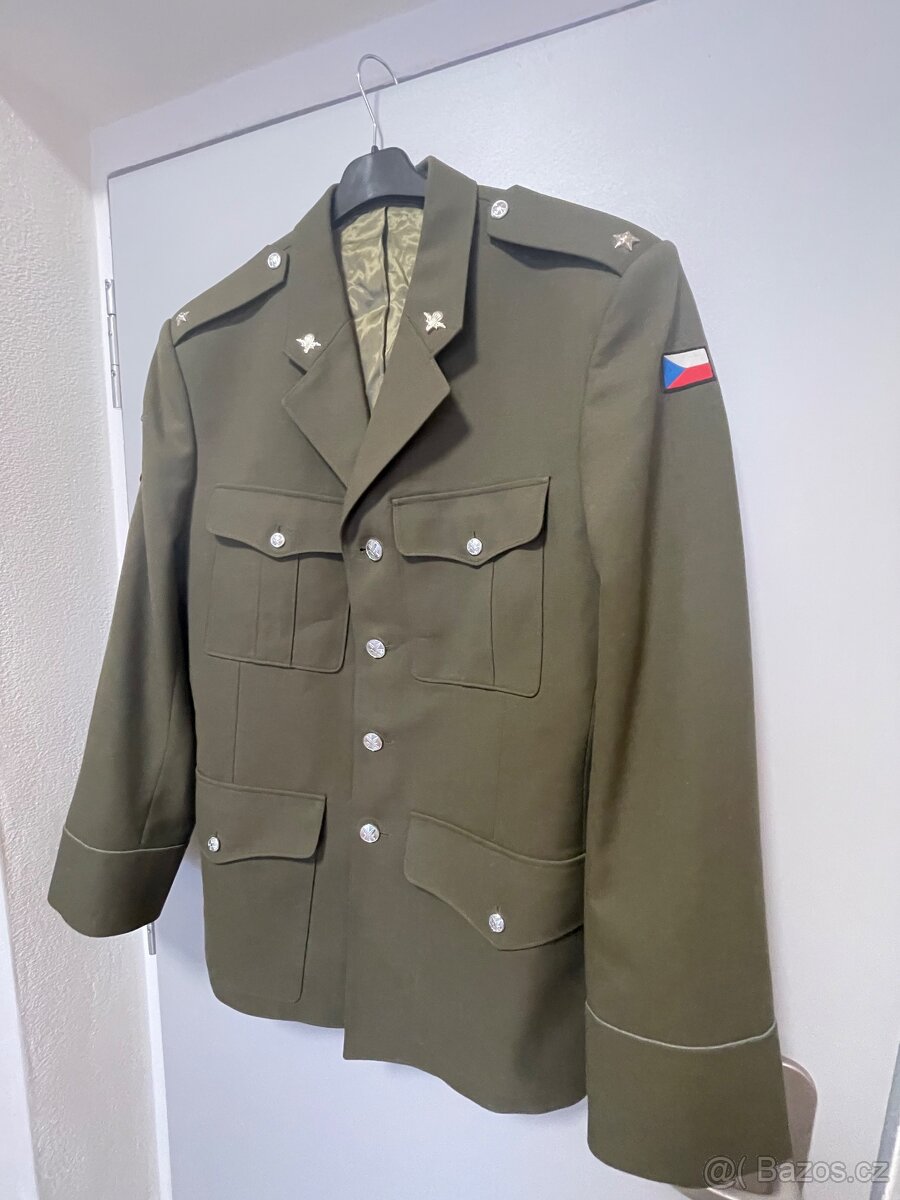 Vojenská uniforma