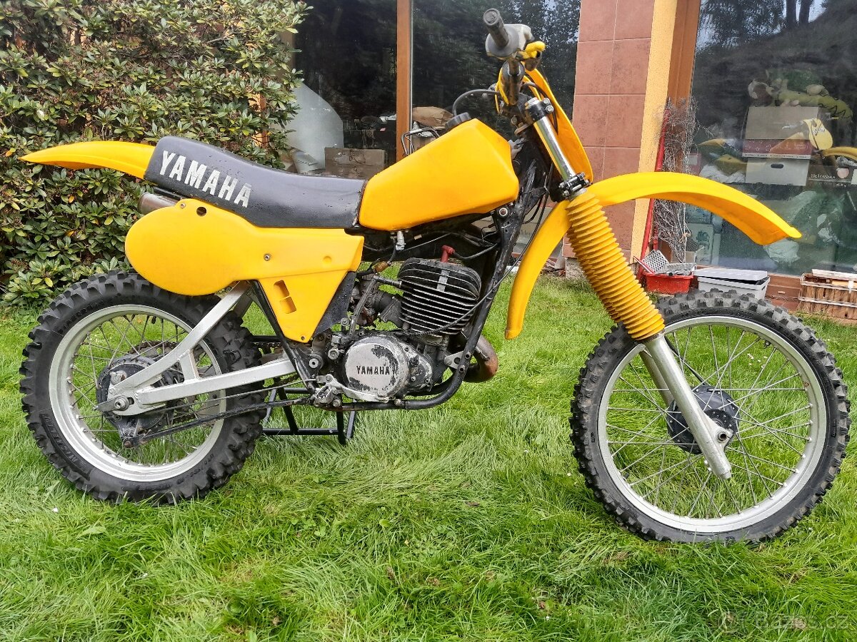 Yamaha yz 400