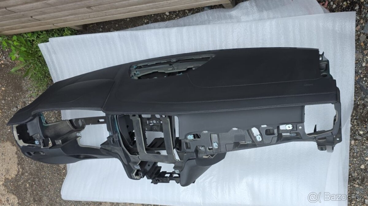 Přístrojová deska Volvo V90/S90 Inscription