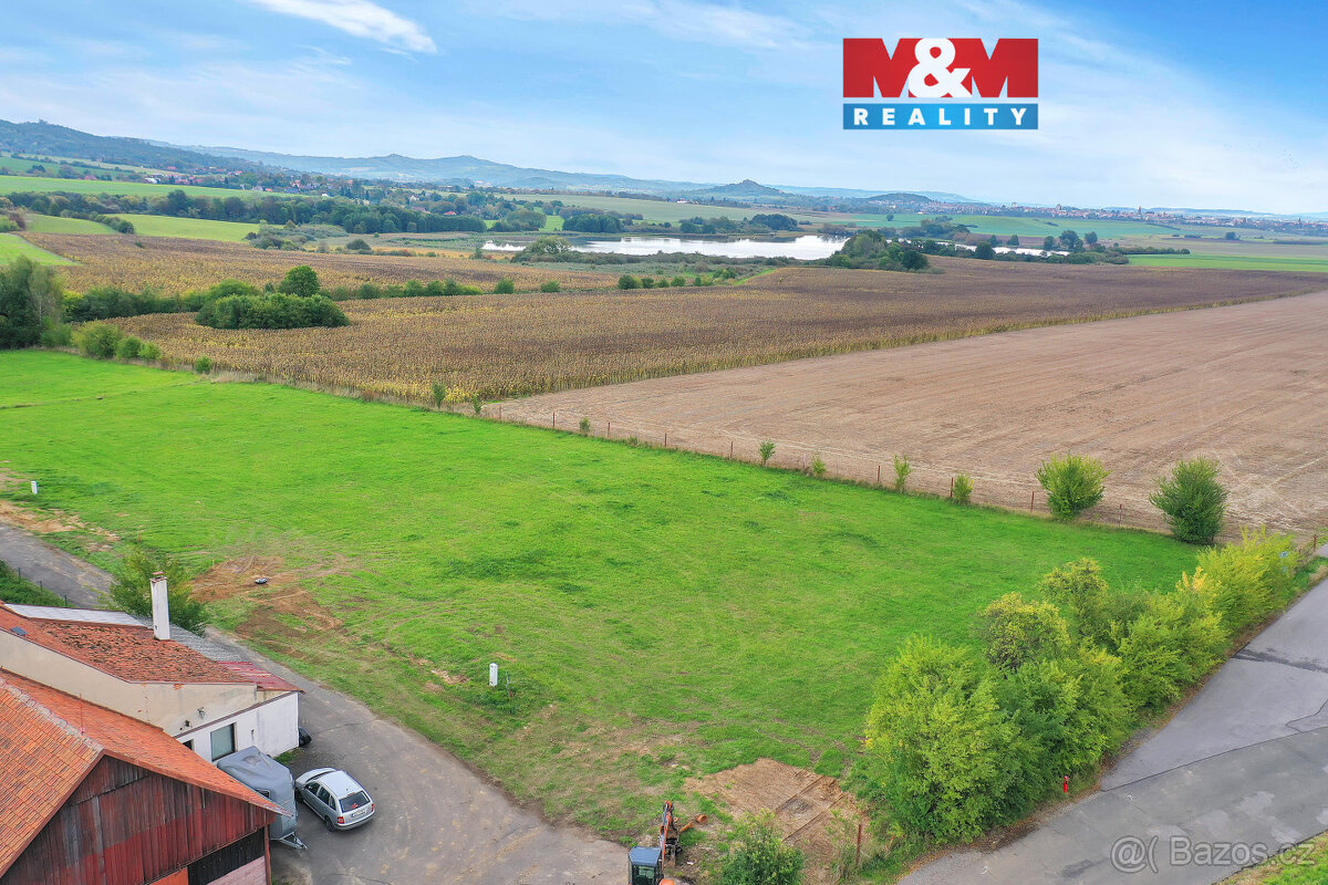 Prodej pozemku k bydlení, 1211 m², Ostružno