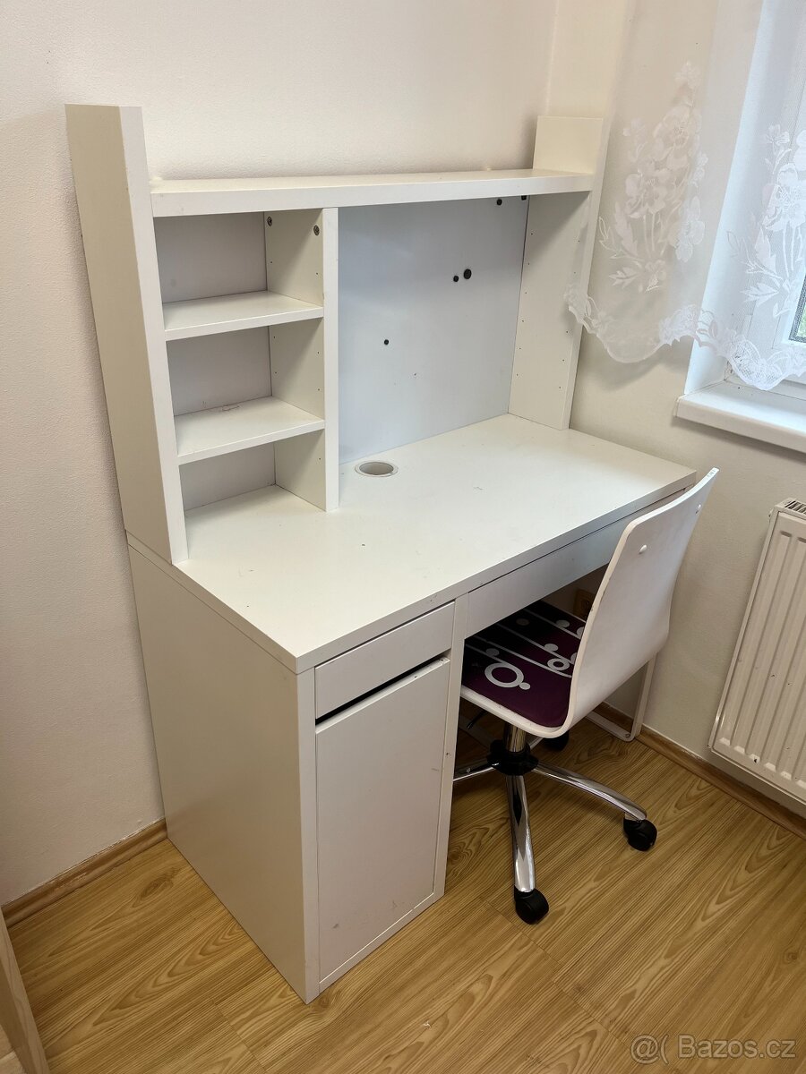 Dětský PC stůl s magnetickou tabulí a židličkou