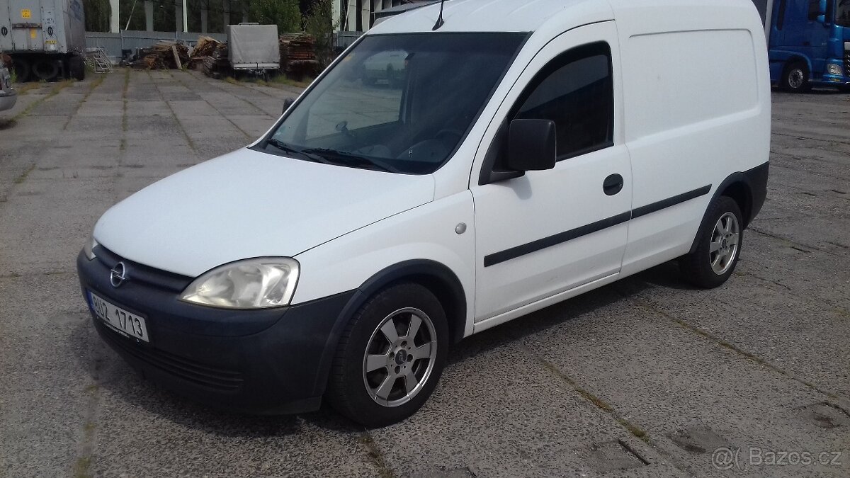 Opel Combo 1.3 DCTI 2005 106tis.km najeto